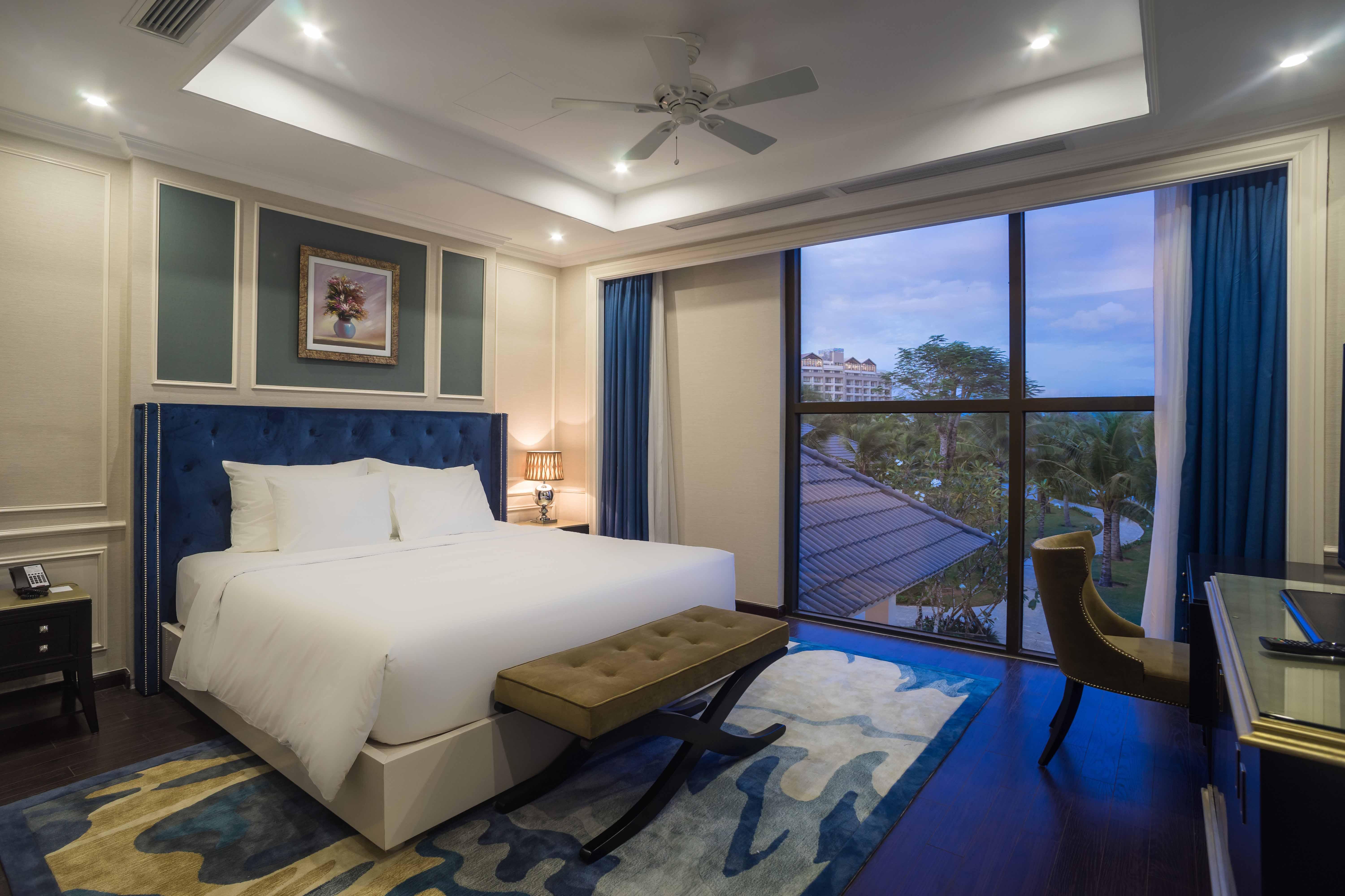 Radisson Blu Resort Phú Quốc Exterior foto A bedroom at the hotel